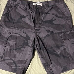 Sonoma Men's Dark Gray Camo Cargo Shorts
